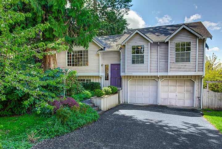 11417 107th Place NE  Kirkland WA 98033 photo
