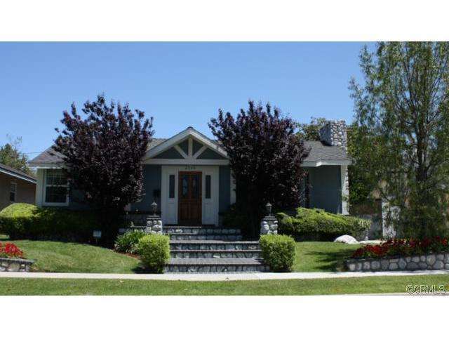 Property Photo: 2530 Petaluma Avenue CA 90815