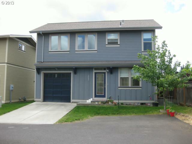 Property Photo: 2065 Martha Ln OR 97031