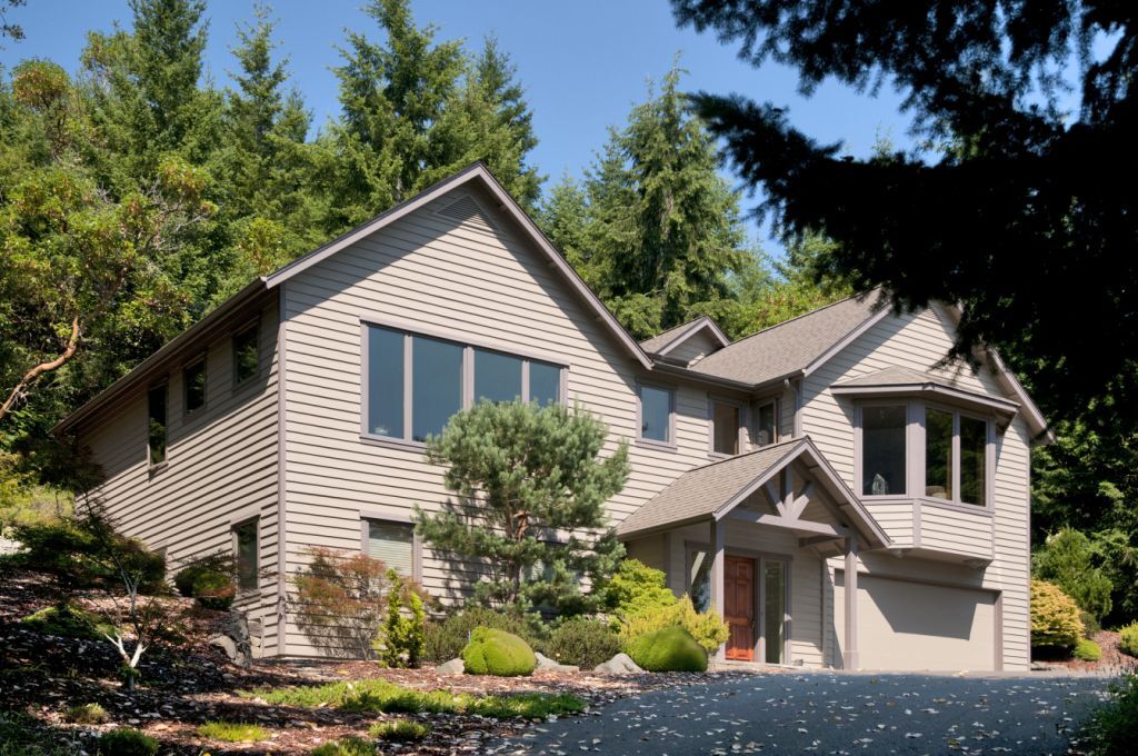 Property Photo:  702 Lane De Chantal  WA 98368 