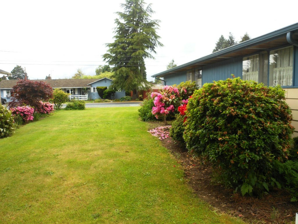 Property Photo:  415 Thresher Ave  WA 98284 