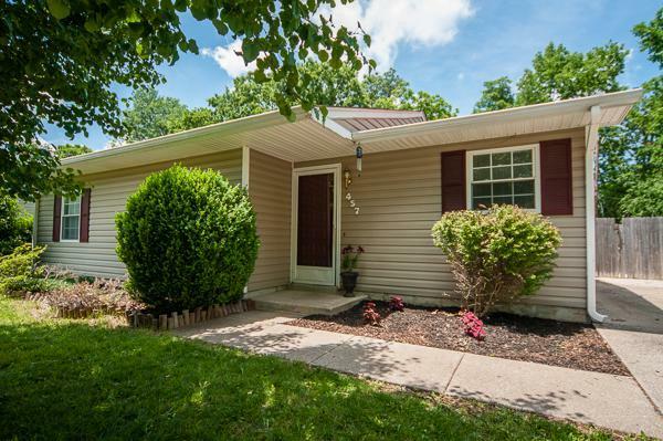Property Photo:  457 Channing Way  KY 40517 