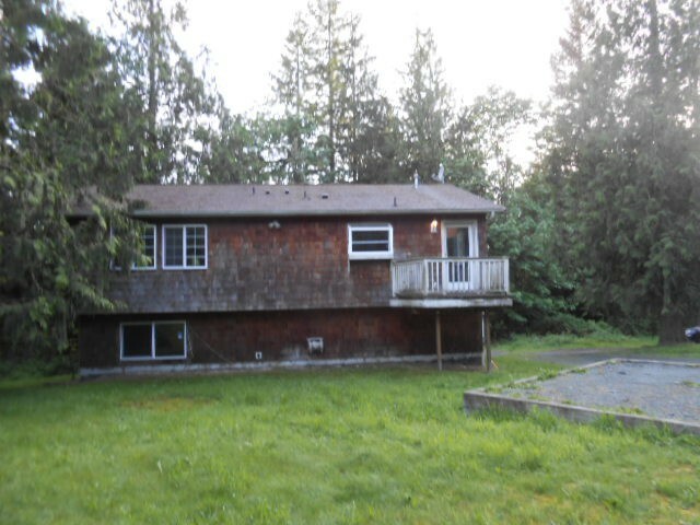 Property Photo:  10018 Bollenbaugh Hill Rd  WA 98272 