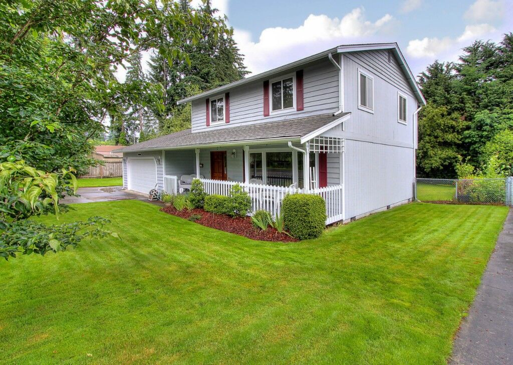 Property Photo:  5019 73rd St Ct E  WA 98443 