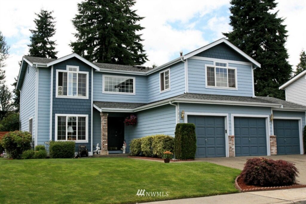 Property Photo: 1310 57th Drive SE WA 98092