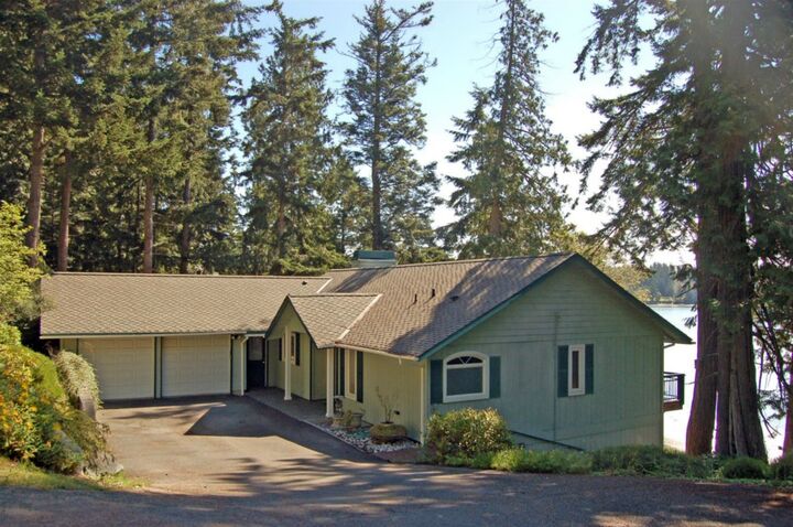 Property Photo:  413 White Point Rd  WA 98250 