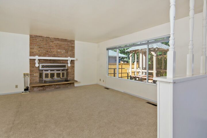 Property Photo: 19839 31st Ave NE WA 98155