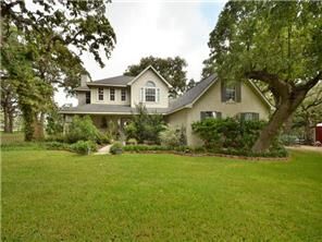 Property Photo: 1525 County Road 490 TX 78621