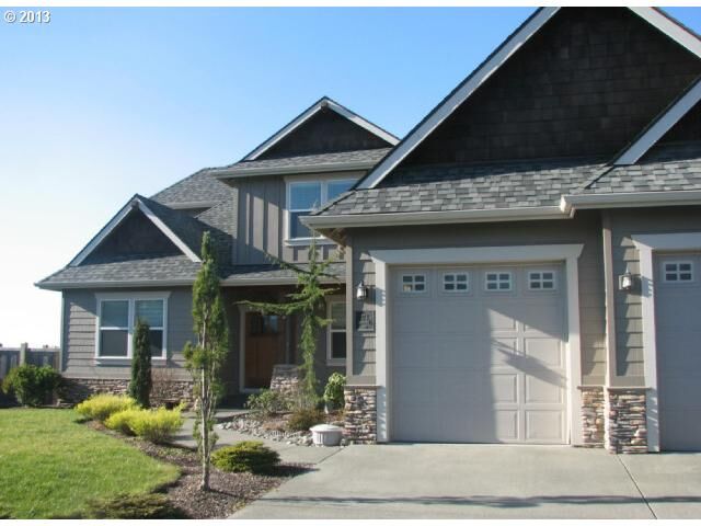 Property Photo:  123 Tanbark Rd  OR 97415 