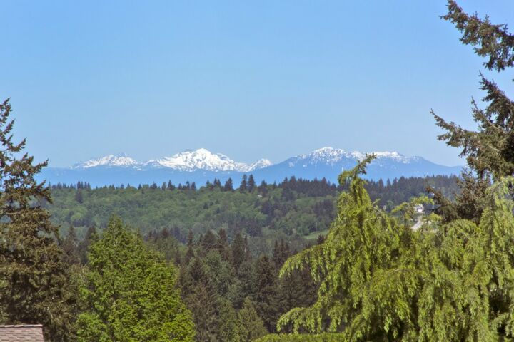 20143 53rd Ave NE  Lake Forest Park WA 98155 photo