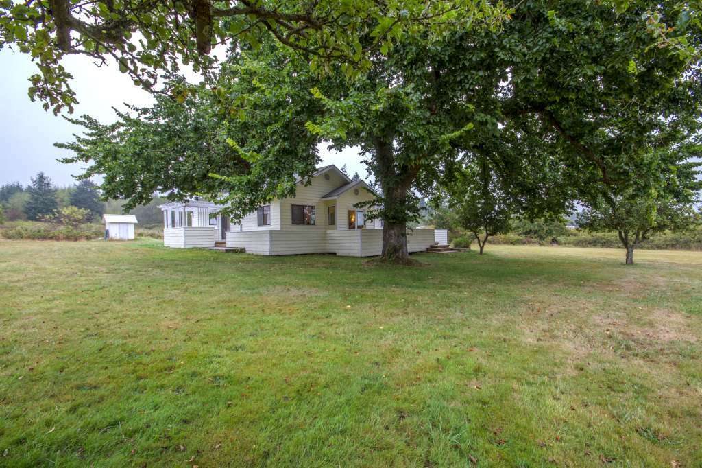 Property Photo:  5335 S Shore Dr  WA 98221 