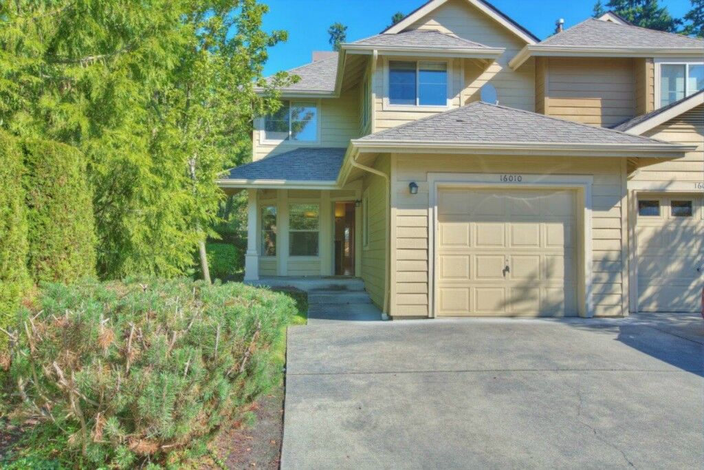 Property Photo:  16010 NE 93rd Way  WA 98052 