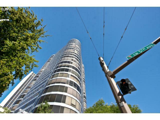Property Photo:  1500 SW 5th Ave 203  OR 97201 