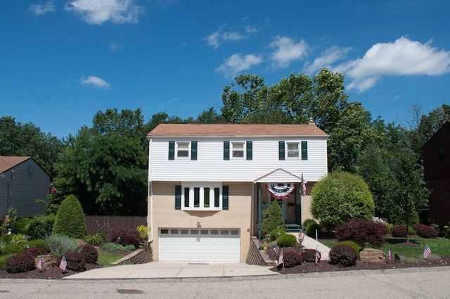 Property Photo:  1468 Great Oak Drive  PA 15220 