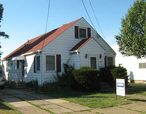Property Photo: 548 E 38 Street PA 16504