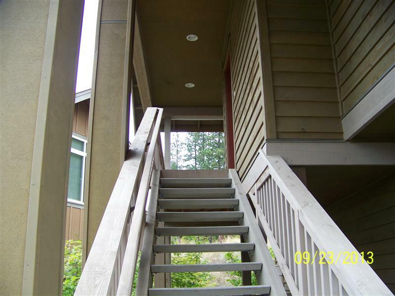 Property Photo:  220 Clearwater Loop A  WA 98940 