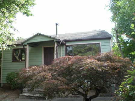 Property Photo:  512 Whitworth Ave S 0  WA 98057 