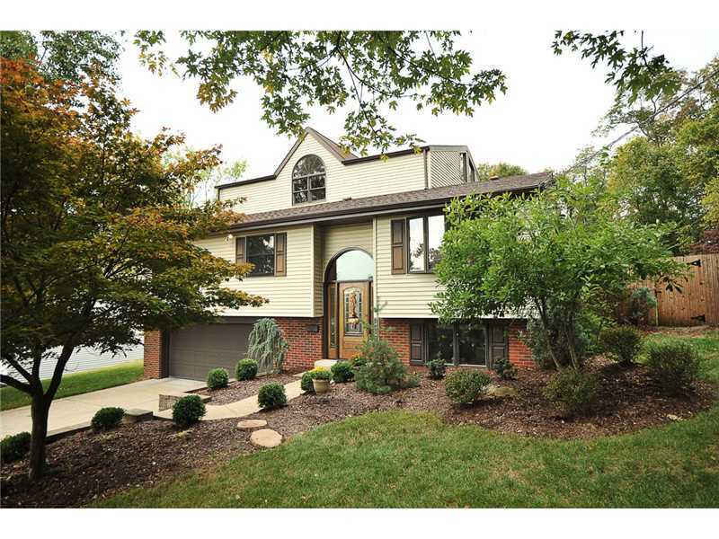 Property Photo:  1025 Copsewood Dr.  PA 15102 