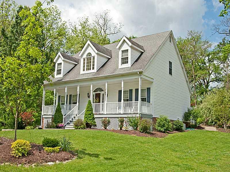 Property Photo:  208 Fineview Drive  PA 15317 