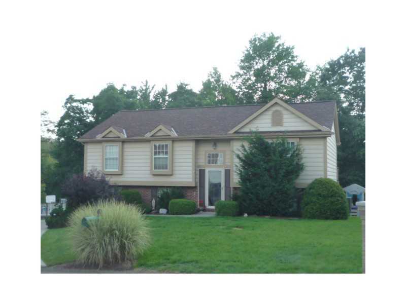 Property Photo:  2044 Canyon Drive  PA 15136 