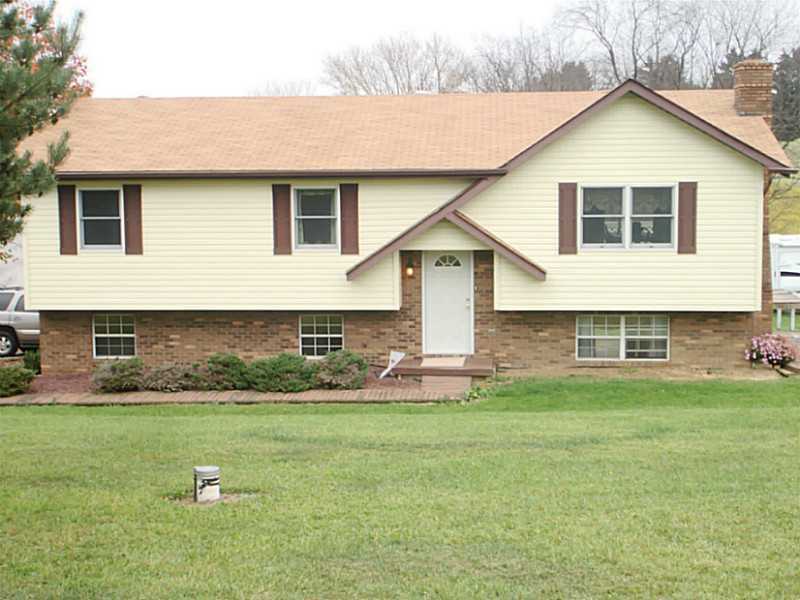 Property Photo:  316 Yockey Road  PA 15613 