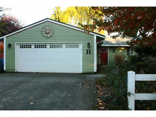 Property Photo:  5323 NW Cherry St H  WA 98663 