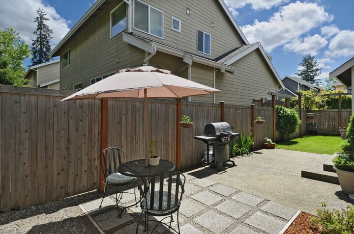 Property Photo: 7912 NE 184th St WA 98028