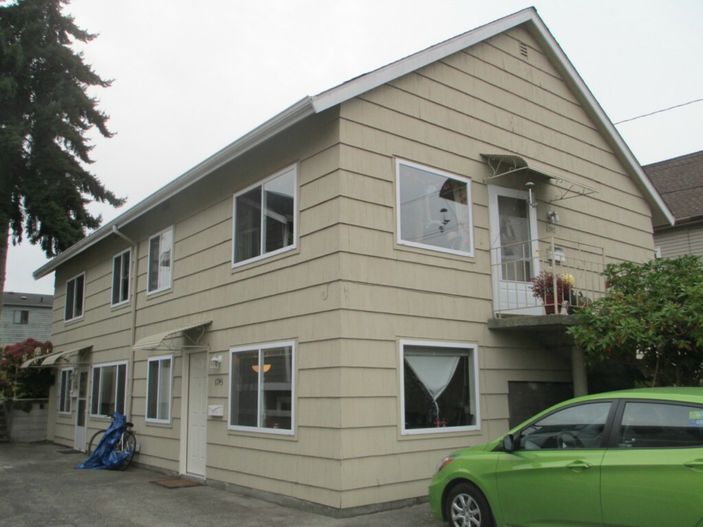 Property Photo:  6747 14th Ave NW  WA 98117 