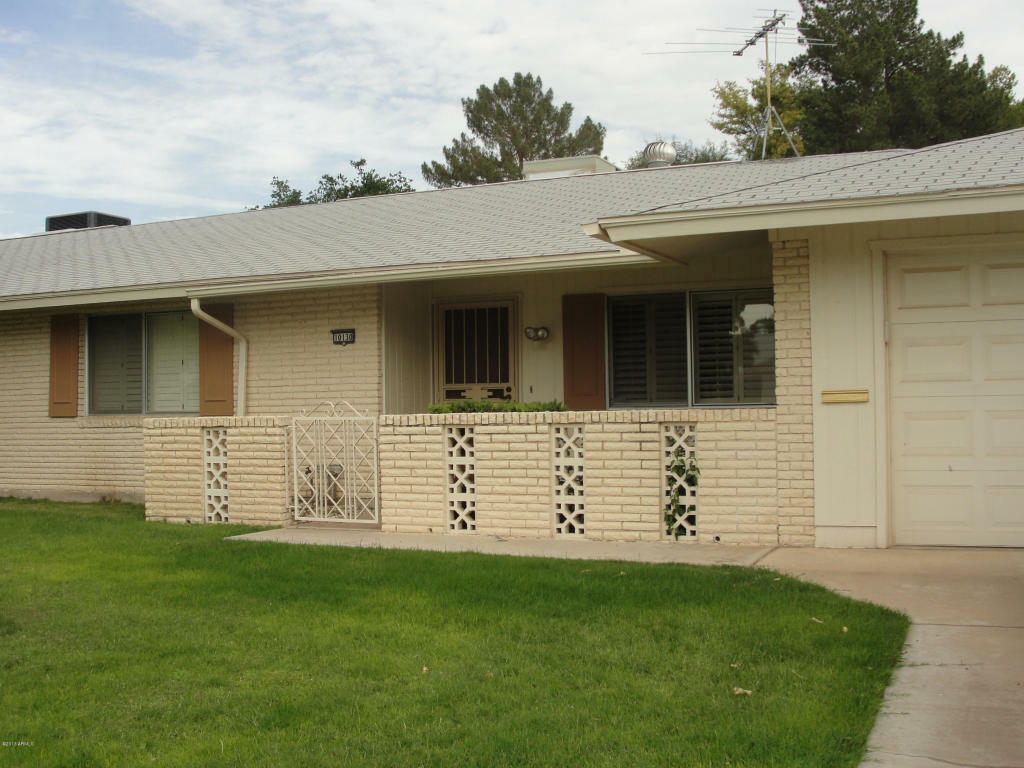 Property Photo: 10130 W Candlewood Drive AZ 85351