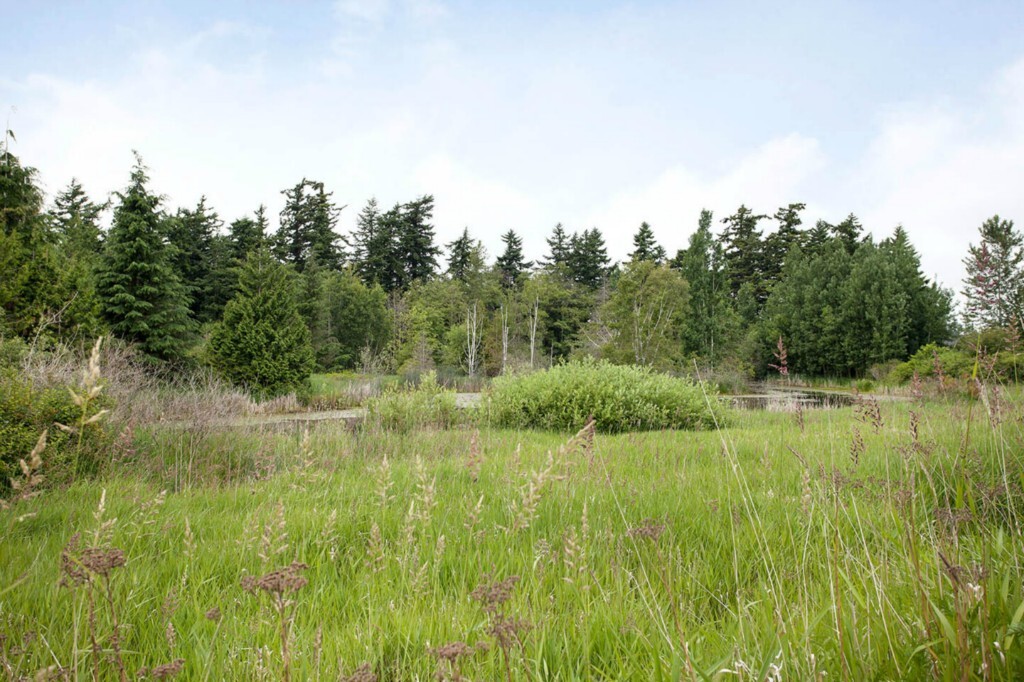 Property Photo: 5084 Festival Blvd 2D WA 98226
