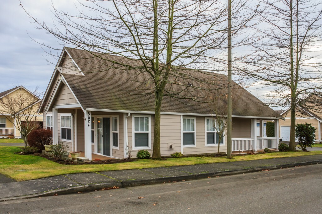 Property Photo: 5624 Correll Dr WA 98248