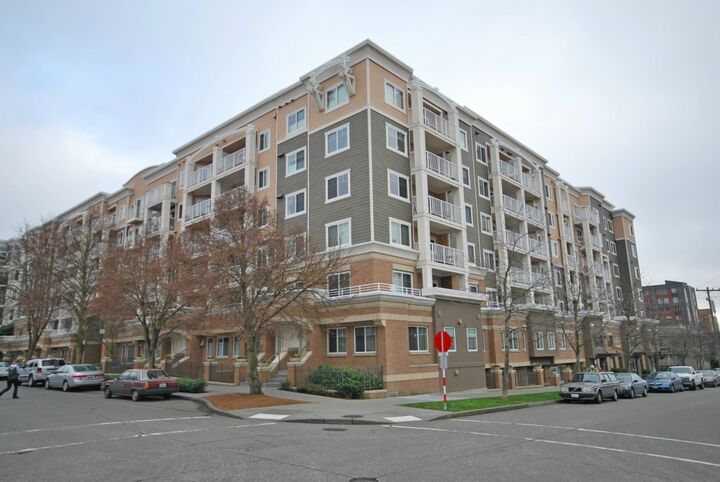 1545 NW 57th St 211  Seattle WA 98107 photo