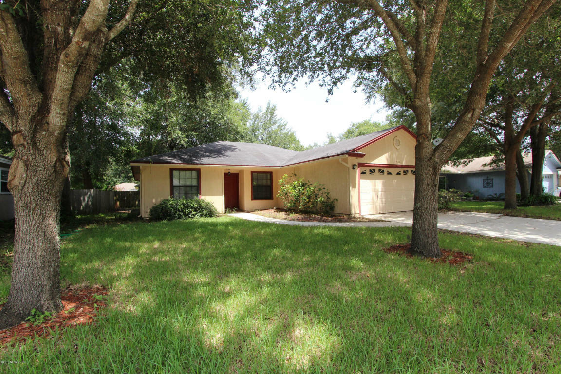 Property Photo:  7559 Fawn Lake Drive S  FL 32256 