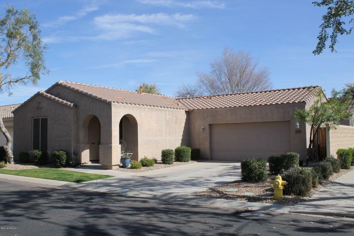 Property Photo:  2063 S Edgewater --  AZ 85209 