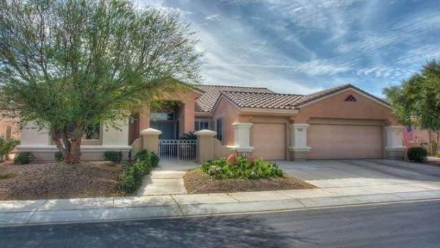 Property Photo:  78240 Quail Run  CA 92211 