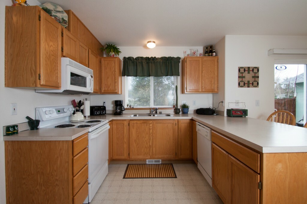Property Photo: 18301 108th St Ct E WA 98391