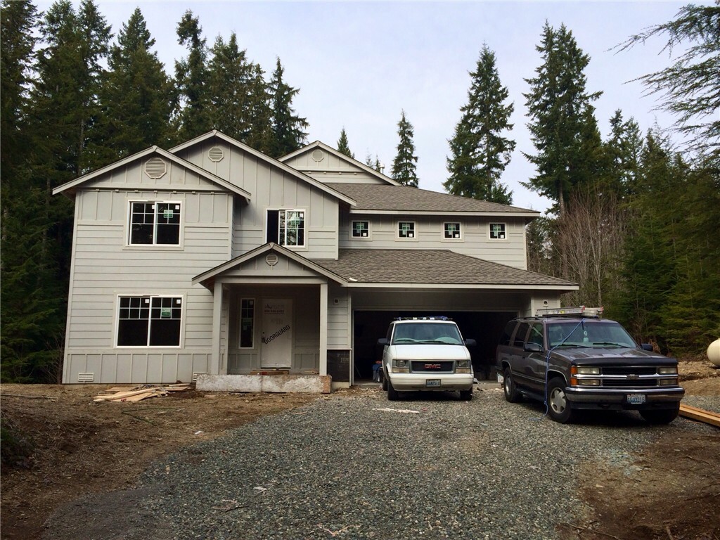 Property Photo:  22427 45th Place NE  WA 98252 