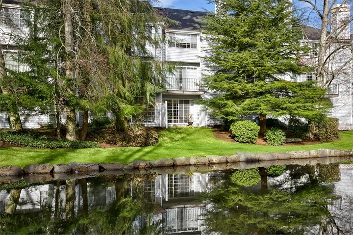 11632 Admiralty Way F  Everett WA 98204 photo