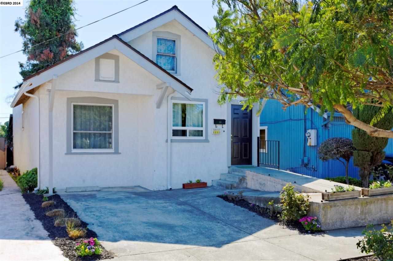 Property Photo:  2426 Gaynor Ave  CA 94804-1356 