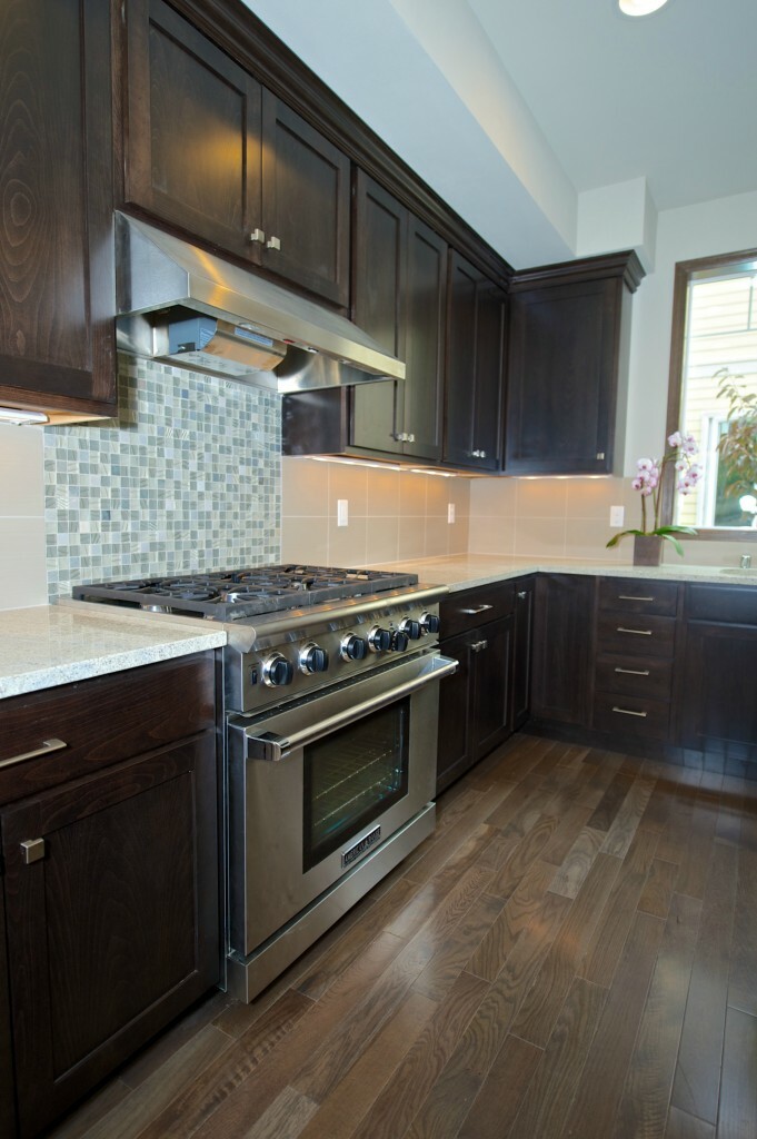 Property Photo: 132 7th Avenue WA 98033
