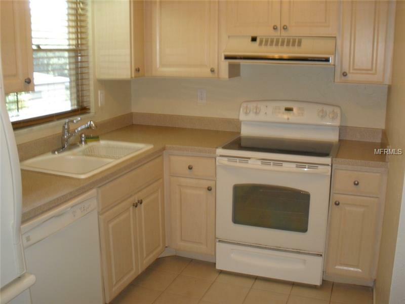 Property Photo:  2839 Swifton Drive 28  FL 34231 