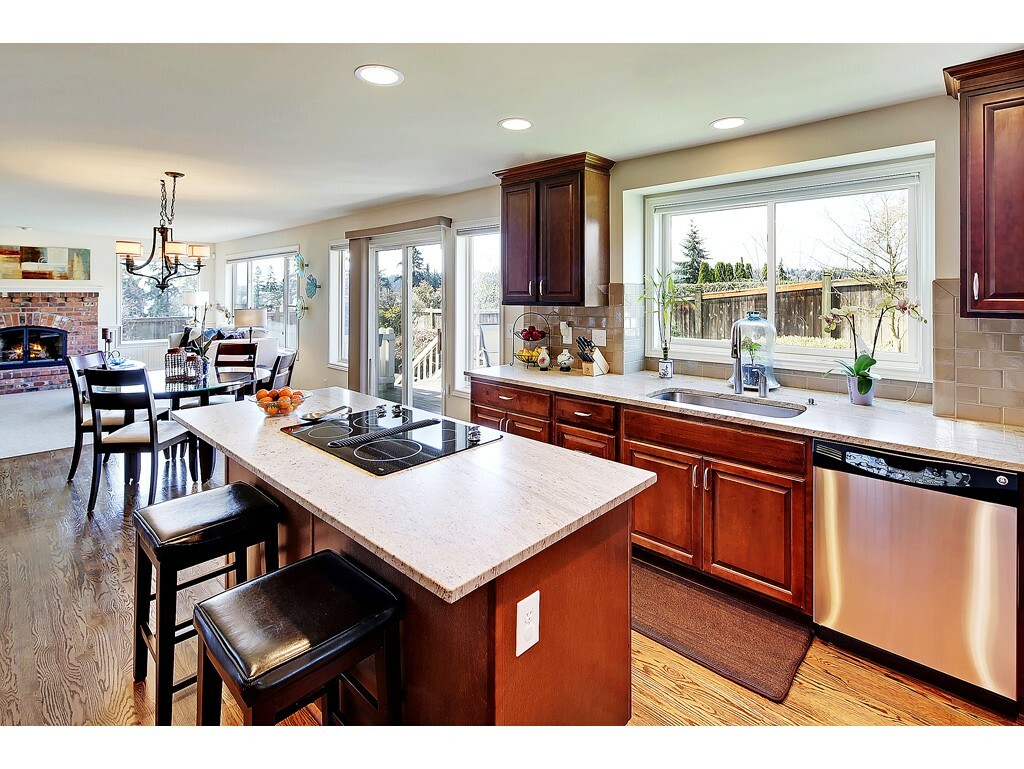 Property Photo: 3255 111th Avenue SE WA 98004