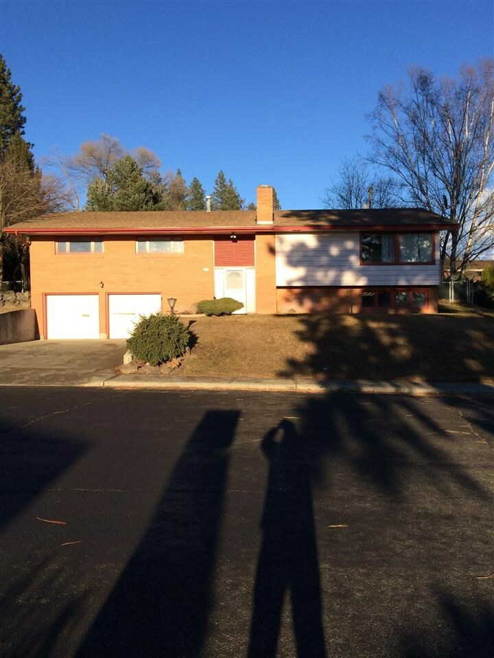 Property Photo: 6316 N Sutherlin WA 99208