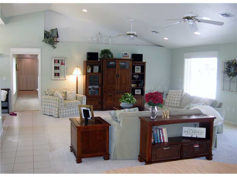 Property Photo:  1320 Oak Point Court  FL 34292 