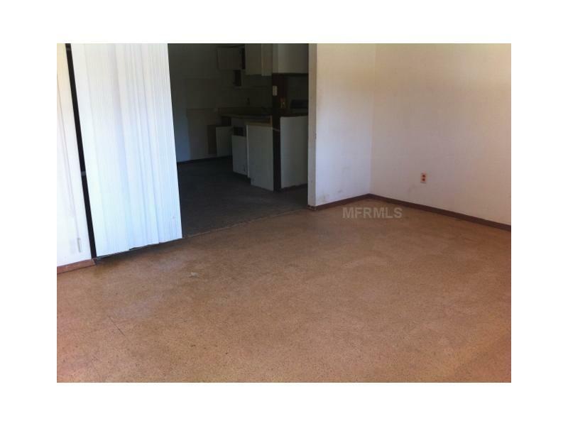 Property Photo:  737 E Warren Avenue  FL 32750 