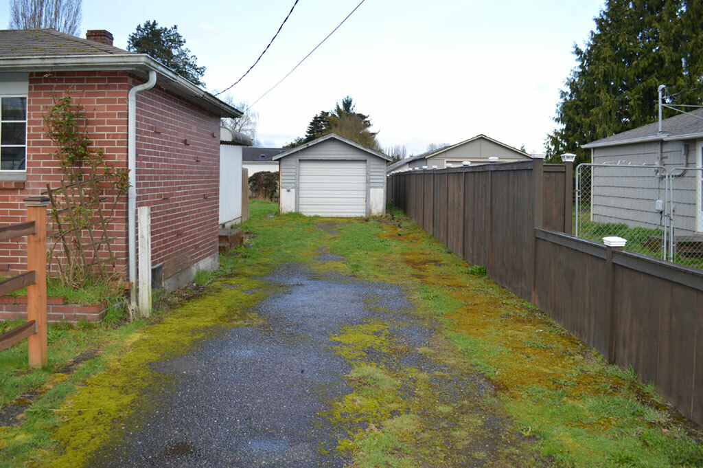 Property Photo:  5518 109th Av Ct E  WA 98372 