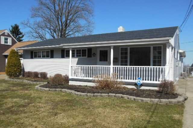 Property Photo:  2526 E 43rd Street  PA 16510 