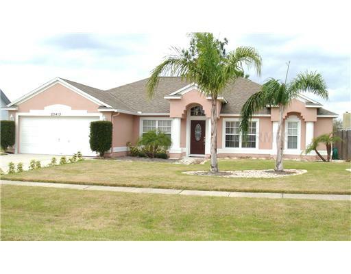 Property Photo:  20413 Maxim Parkway  FL 32833 