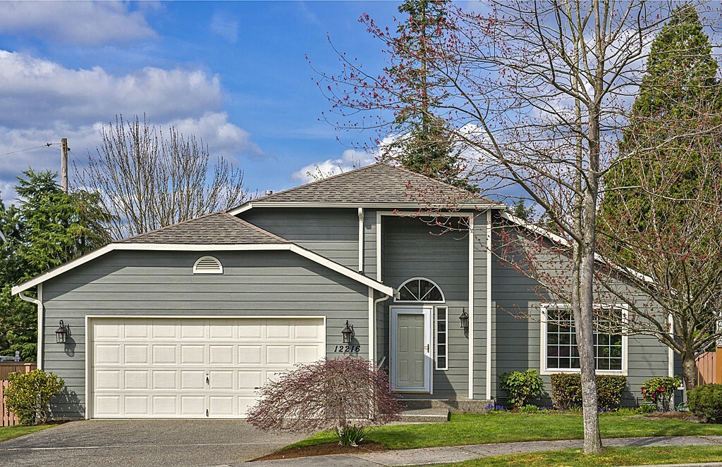 Property Photo:  12216 NE 169th St  WA 98011 