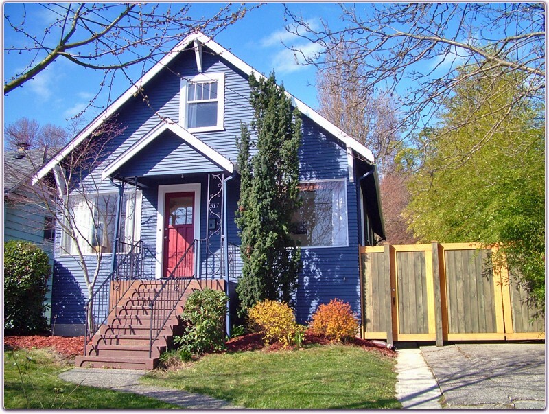 Property Photo: 1517 17th Ave S WA 98144